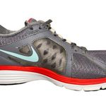 Nike  Dual Fusion  Women's Gray and Red Running Shoes size 7.5 Photo 3