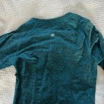 LULULEMON LONG SLEEVE Size 6 Photo 2