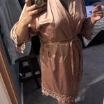 Pink silky robe Photo 1