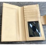 Guess Vintage  Saddle Black Credit Card Faux Patent Ostrich Checkbook Wallet Photo 10