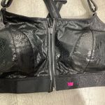 Shefit Ultimate Sports Bra Phantom Snakeskin Limited Edition Size 6Luxe NWT Black Photo 2