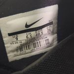 Nike  Zoom Black Athletic Trainer Shoe Womens Size 9 704658 Black Athletic Shoes Photo 9