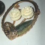 Vintage Gold Tone & Off White Flowers Jade Leaf Brooch Shoulder Pin Photo 2