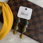 Charming Charlie Green & Gold Patterned Earrings🍃 Photo 3