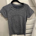 Lululemon Swiftly Tech Short Sleeve Photo 0