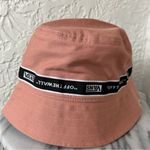 Vans Off The Wall Tapered Logo Bucket Hat Photo 1
