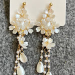 Bridal Pearl Flower Drop Earrings Gold Dangle with‎ Iridescent Petal Tassels new White Photo 0
