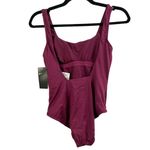 Nike NWT  Villain Red Essentials U Back One Piece Sporty Logo Swimsuit Size Small Photo 4