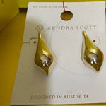 Kendra Scott gold earrings Photo 0