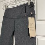 NWT CALIA by Carrie Underwood Gray High Waist Athletic Cropped Leggings XS Photo 4