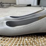 burudani Women’s Knit Flat Shoes Square Toe Comfort in Light Gray Size 7.5 Photo 3