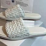 Vince Women's Rumi Slide Sandal White casual classic comfy summer style outdoor Photo 0