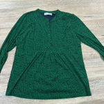 Liz Claiborne NWOT  large blouse. Green and dark blue. 3/4 sleeves and buttons Photo 0