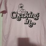 Sesame Street Elmo ''checking in'' faded shirt XS Photo 2