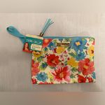 The Pioneer Woman Breezy Blossom Cosmetic Bag‎ Photo 2