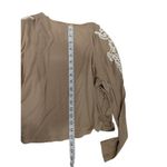 Forever 21 Womens Beige Long Sleeve With White Lace Applique D249 Photo 2