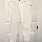 Hue  Women’s White Stretch Pull On Skinny Jeans Size XL Photo 0