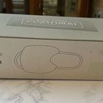 The Comfy CozyFurry Slippers Size M (7-8) White NEW IN BOX! Photo 10