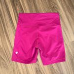 Lululemon  Wunder Train High-Rise Short 6"
Magenta Purple Size 8 Photo 3