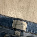 Universal Threads Denim Blue Distressed Women Shorts Photo 2