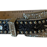 Blazin Roxx  Cowgirl leather belt sparkling rhinestones and silver small Photo 0