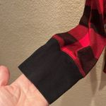 Old Navy  Women’s Thermal Waffle Knit Buffalo Plaid Buffalo Check Shirt Size XL Photo 3