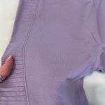 Gymshark  szS lavender high waisted leggings w/cutouts & derrière stitching EUC Photo 8