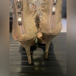 Sparkly Mix No 6 high heel prom shoes, work once!‎ Gold Size 8.5 Photo 4