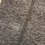 Victoria Sport Victoria's Secret Sport women's small black/gray capri leggings Photo 1