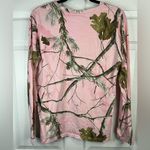 Realtree  Women’s camouflage long sleeve pink tee - Size XL (16-18) Photo 1