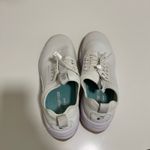 Clove White Healthcare Nursing Shoes‎ size 7 Photo 4