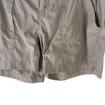 The North Face  Women's Size 6 Cargo‎ Khaki Outdoors Shorts Photo 2