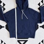 Peloton Rib Insert Pullover Hoodie Sweatshirt in Navy Blue Medium Photo 5