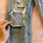 American Eagle high rise mom jeans size 6 short light wash distressed straight Photo 12