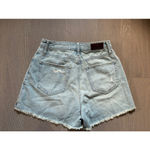 Hollister Curvy Ultra High-Rise Patchwork Vtg Relaxed Mom Short sz 1 Festival Photo 3