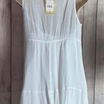 Jonathan Martin white dress Photo 4