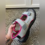 Coxist Women’s Gray Pink Active Waterproof Hiking Sandals Size 8 Photo 9