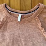 Pilcro and the Letterpress Pilcro NWOT Ruffled Raglan Thermal Top in Khaki Size M Photo 3