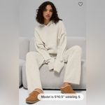 Alo Yoga  NWT New Class Cashmere Hoodie Bone Heather Pocket 2XL Oversized Photo 3