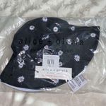 Alice + Olivia  reversible floral bucket‎ hat Photo 1