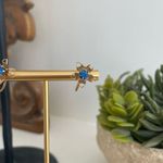 Vintage Gold Tone Blue Rhinestone Delicate Flower Earrings Screw Back Photo 5