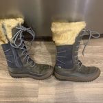 Merrell  200 Gram Warm insulated boots. Size: 5.5. Zipper entry. Faux fur. Photo 2