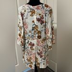 Willow + Root  Floral Keyhole Tunic Top from Buckle Photo 10