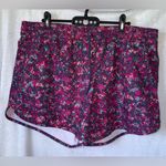 Columbia size xl magenta camouflage UPF 50 shorts Photo 0