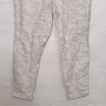 Athleta Women's Cream Beige Camo Print Cabo Tide Linen Jogger Pants size 4 Photo 4