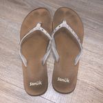 Sanuk  white sequined flip flops woman’s 10 Photo 7