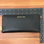 Michael Kors  Jet Set Travel Black Textured Leather Continental Wristlet Wallet Photo 8