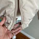 H&M COPY - NEW  Puffer Jacket Size L Photo 3