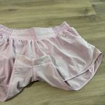 Lululemon Hotty Hot Low-Rise Lined Short 2.5" Pink Women Size 6 Photo 1