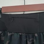 Spanx Women’s  Black Camo Get Moving Athletic Shorts Size Small Photo 3